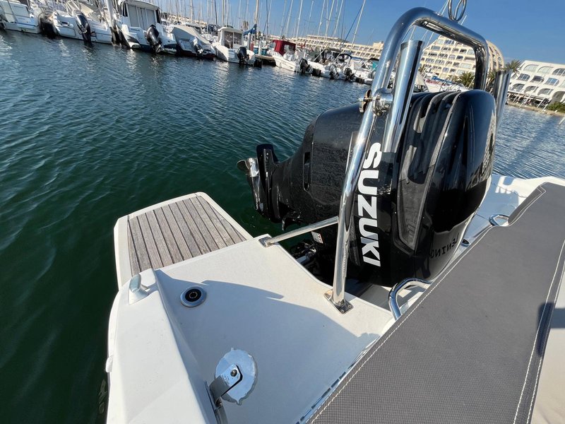 Plage de bain arrière