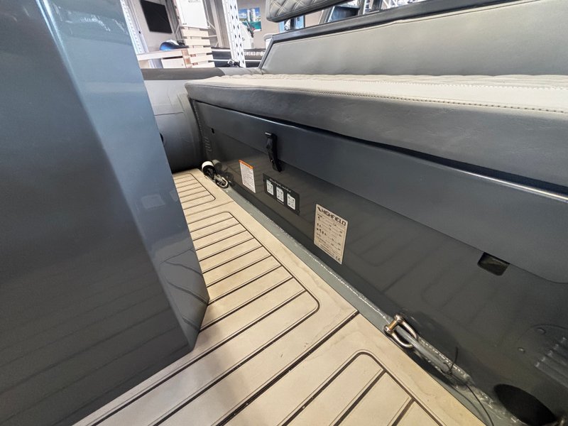 ANNEAU DE LEVAGE AVANT ET ARRIÈRE 