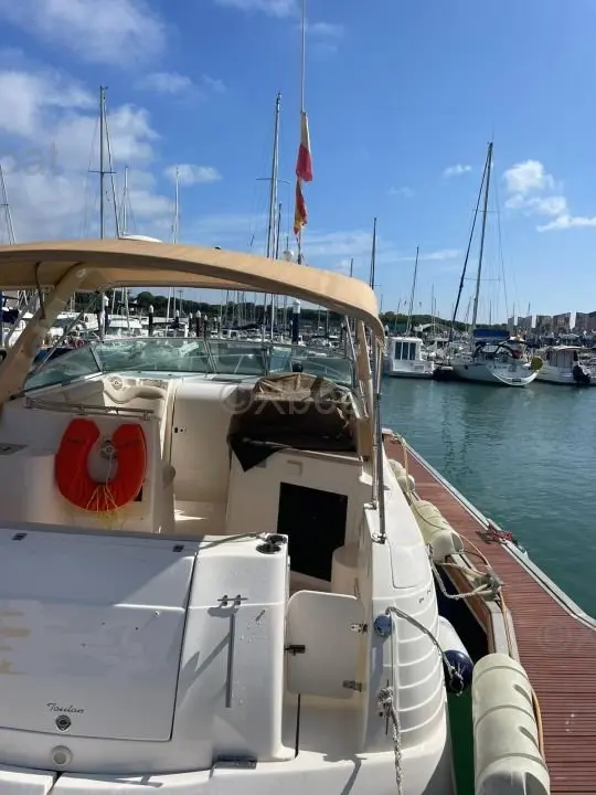 Rinker 30
