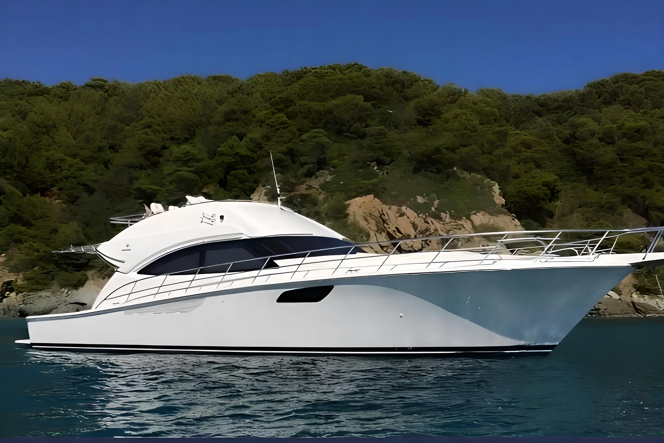Bertram 54 — Vue latérale d’un grand yacht blanc sur une eau calme, devant une côte boisée.