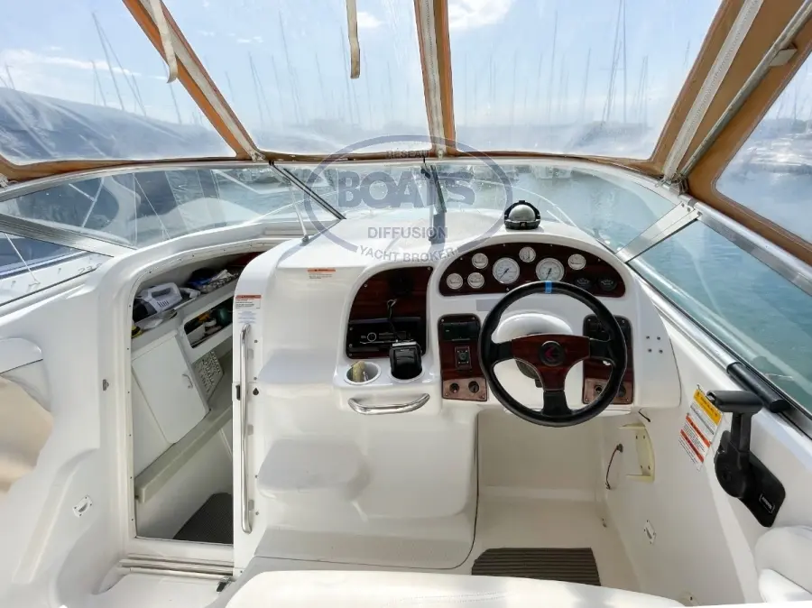 Chris Craft Crowne 252