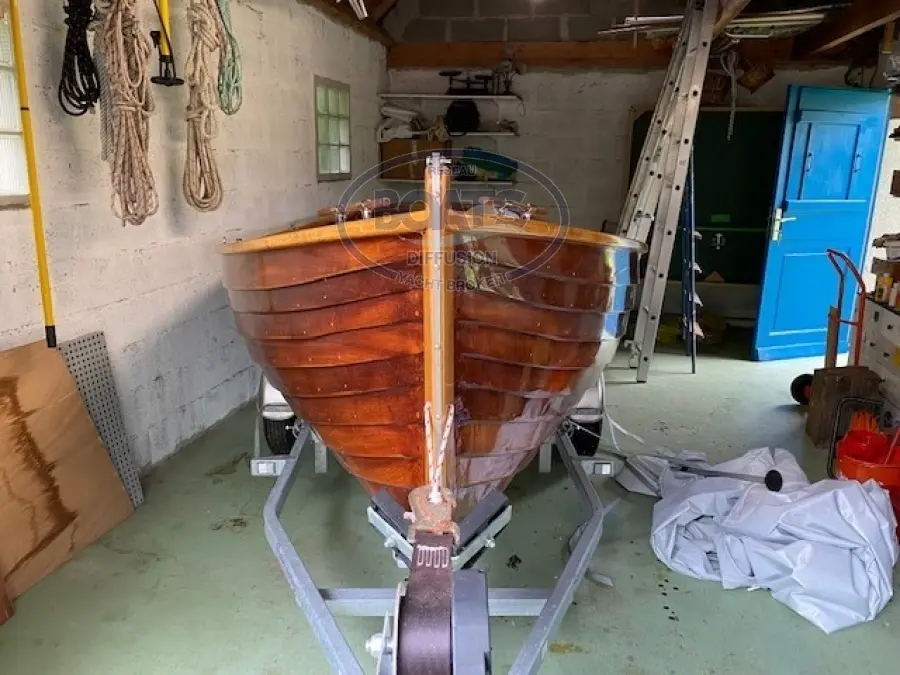 Amber Boat Boat Eog