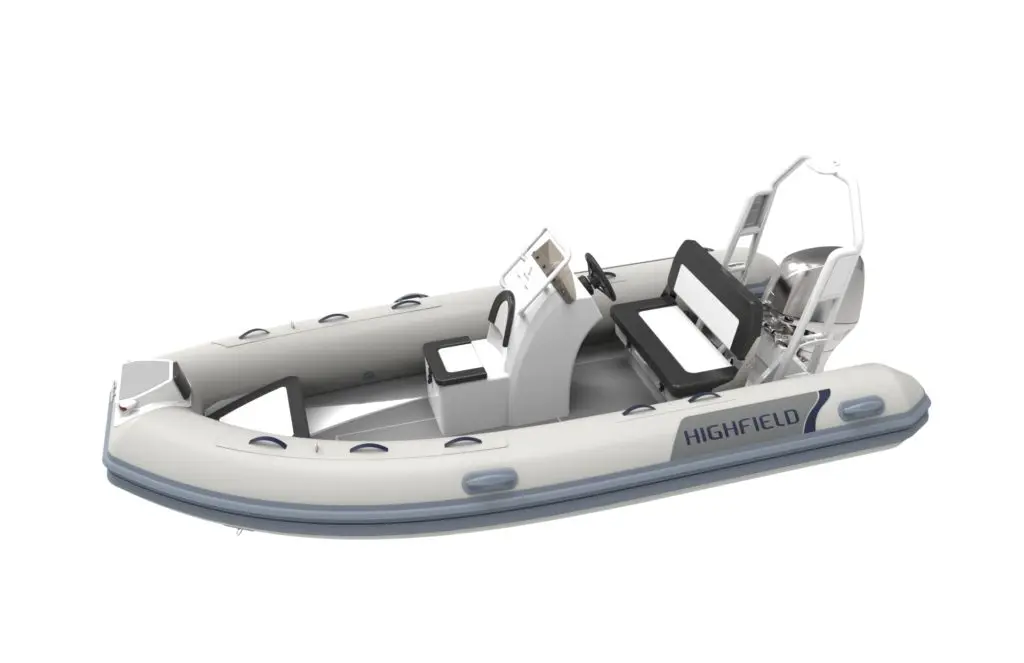 Highfield CL 380 BLT — Bateau pneumatique gris et blanc vu de trois quarts, avec console et sièges.
