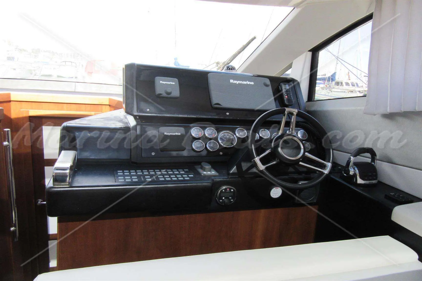 Galeon 430 HTC