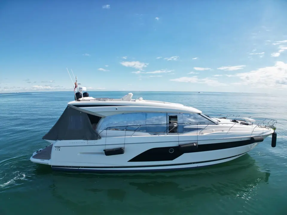 Prestige Yachts Prestige 590 S