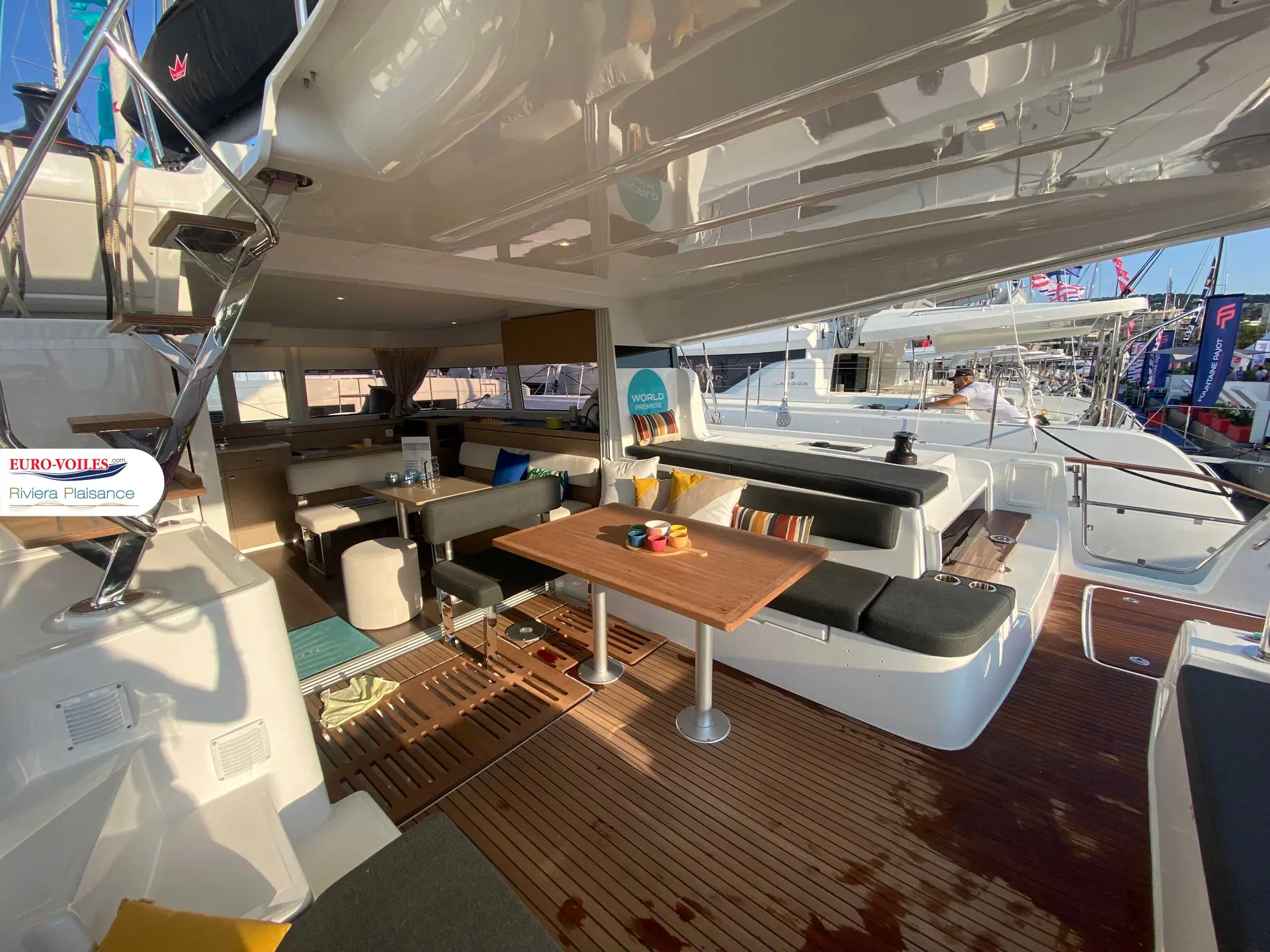 Lagoon 43