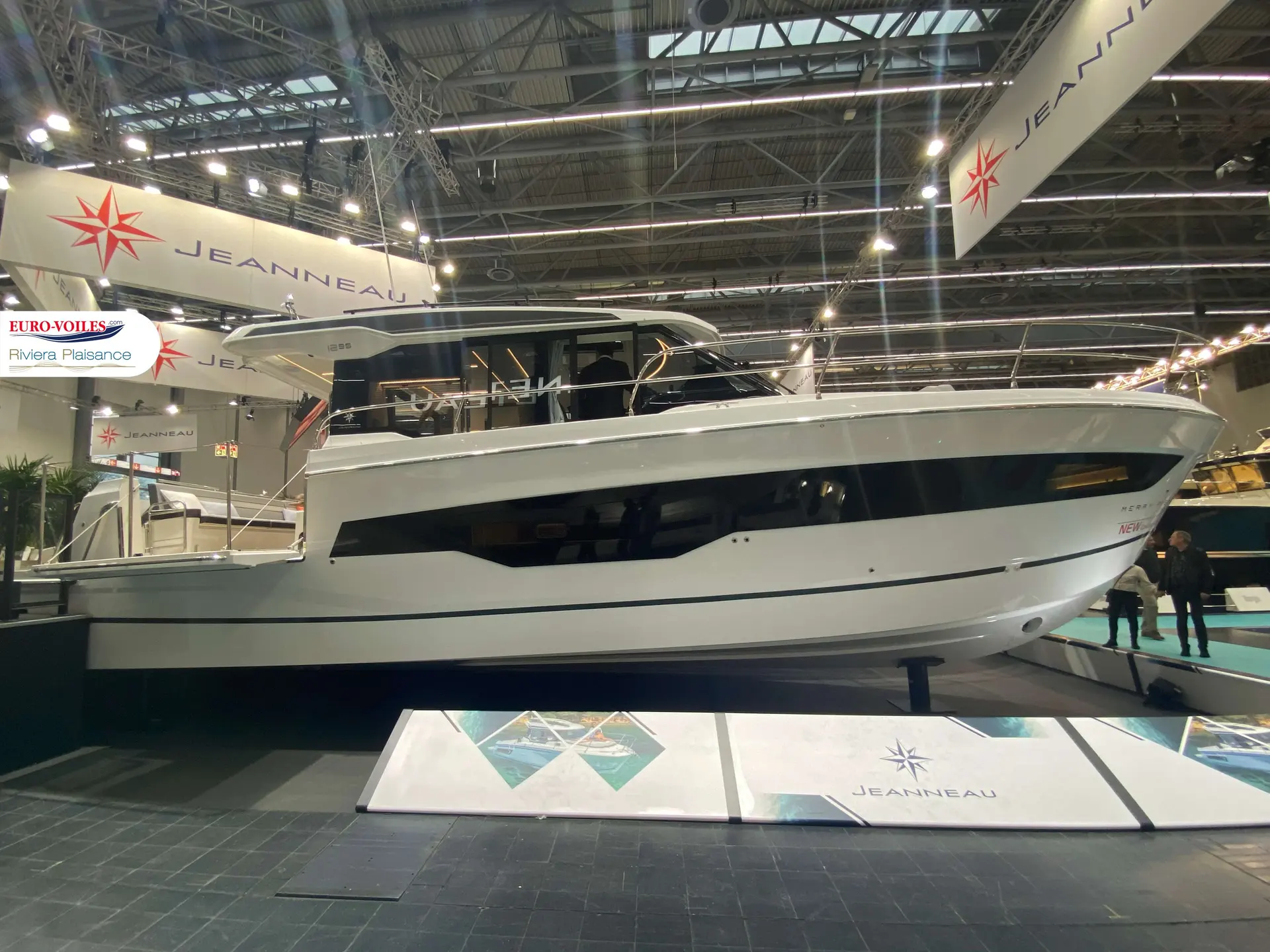 Jeanneau Merry Fisher 1295 coupé