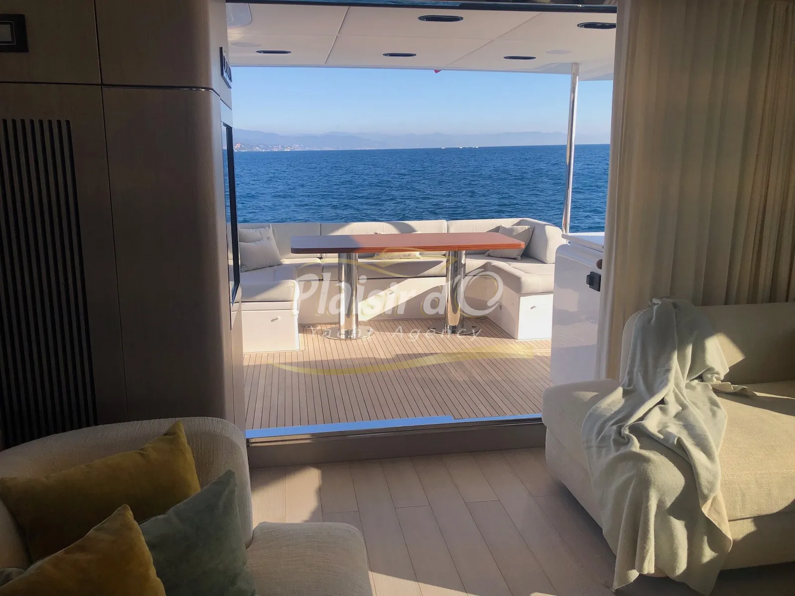 Azimut 72 FLY