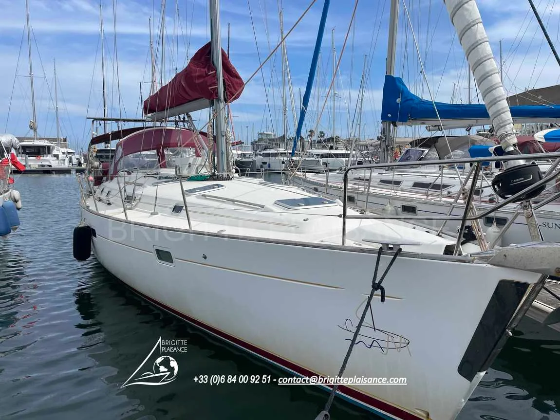 Beneteau Oceanis 411 - Photo 5