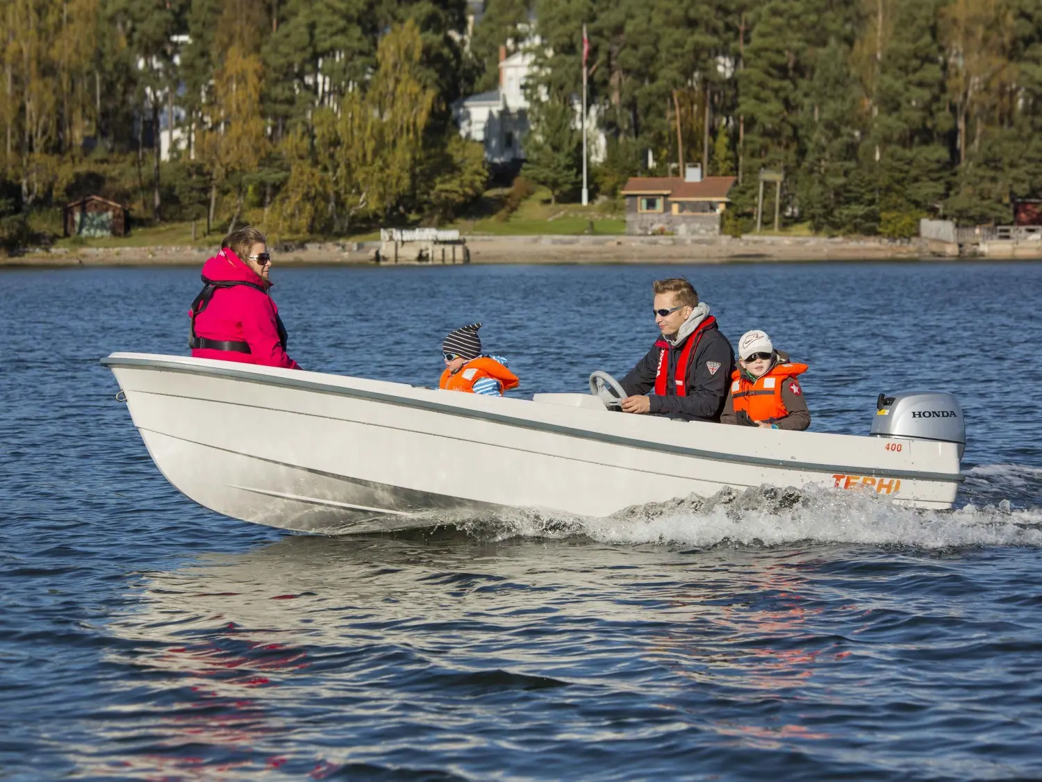 Terhi 400 — photo 1