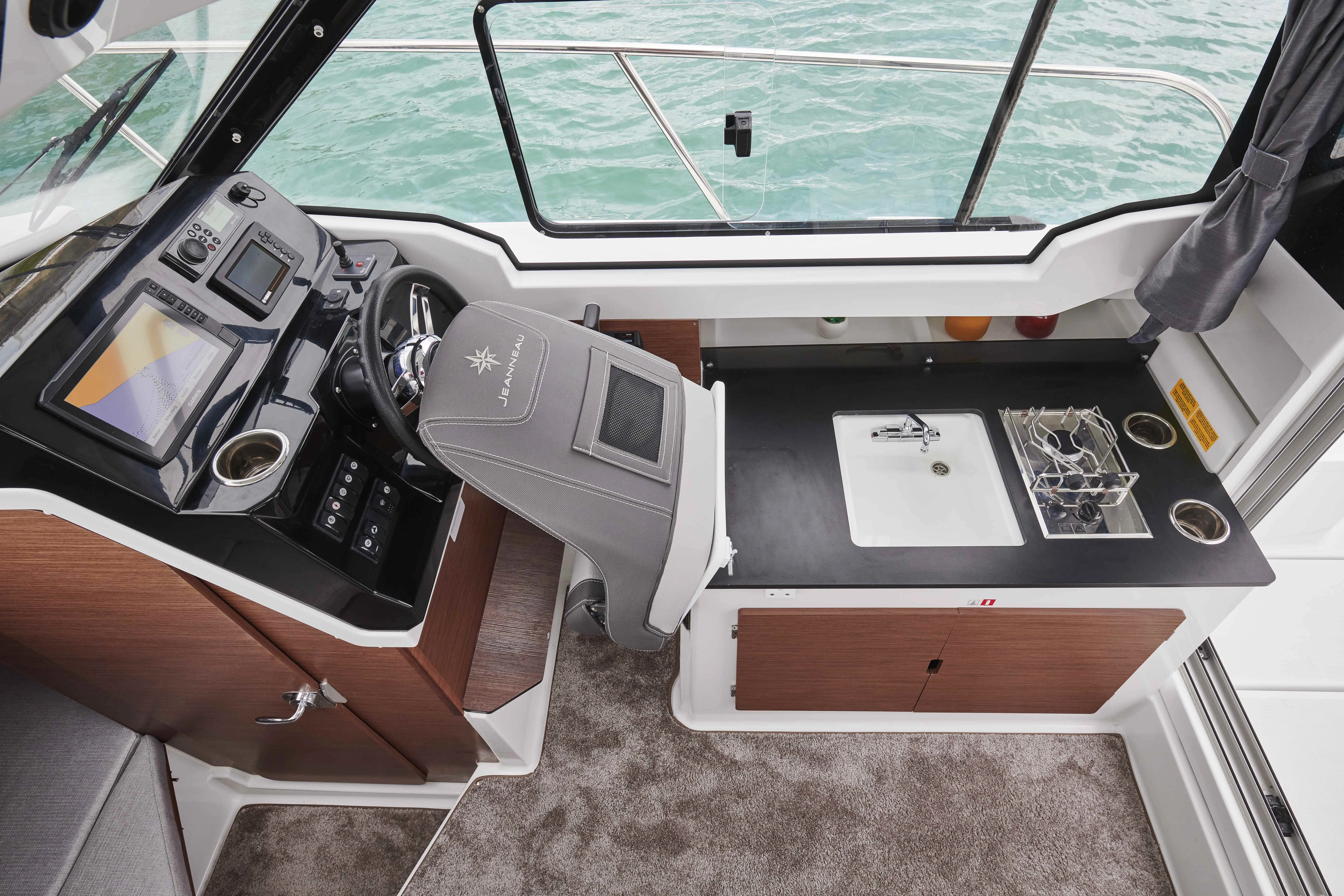 Jeanneau Merry Fisher 795 — photo 1