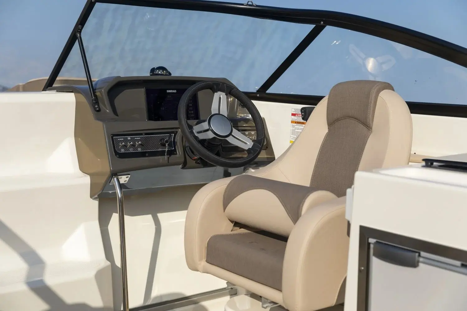 Bayliner VR6 — photo 4