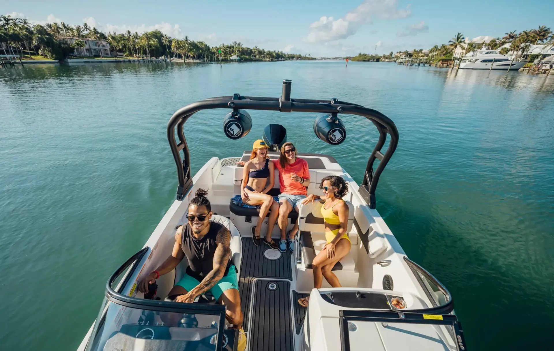 Bayliner VR6 — photo 1