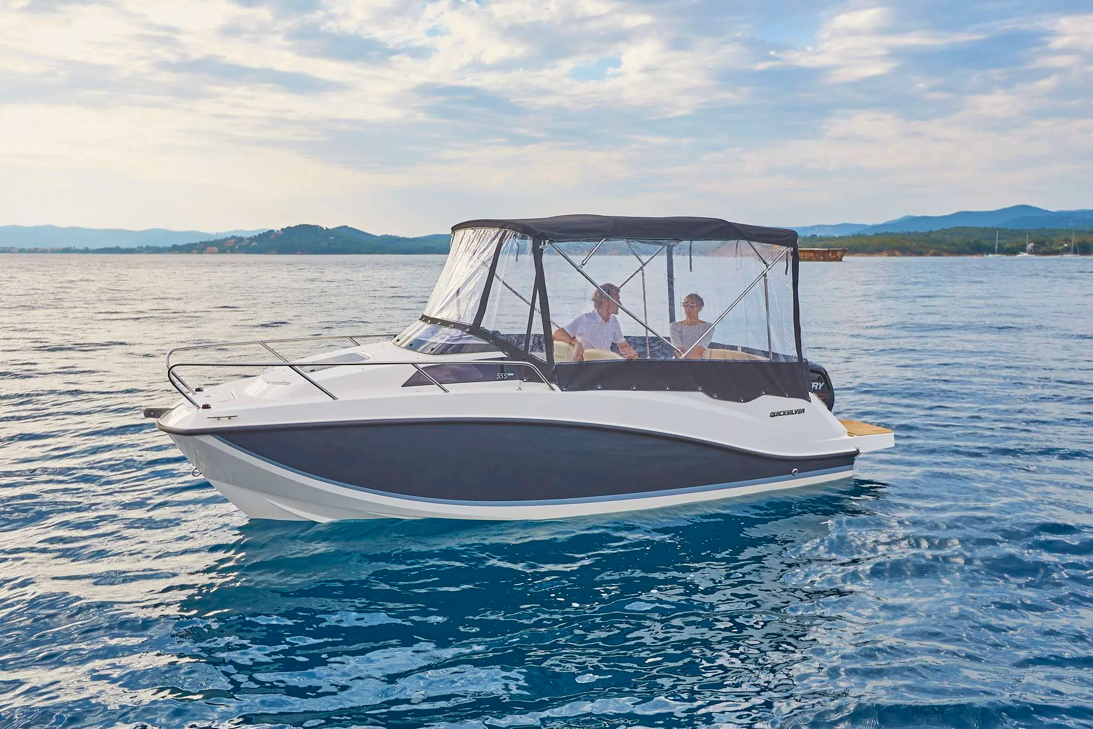 Quicksilver Activ 555 Cabin - Photo 15
