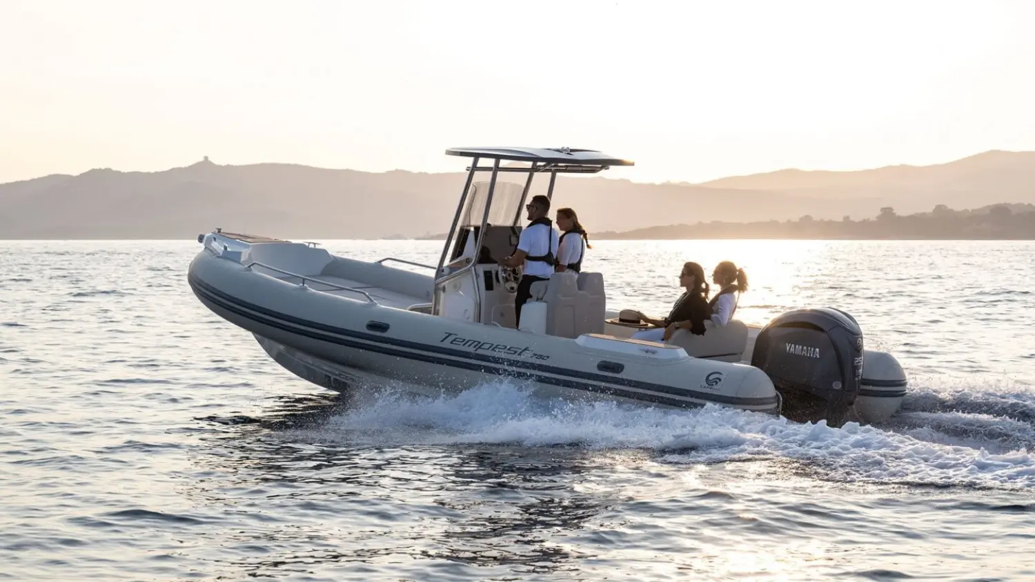 Capelli Tempest 750 — photo 8