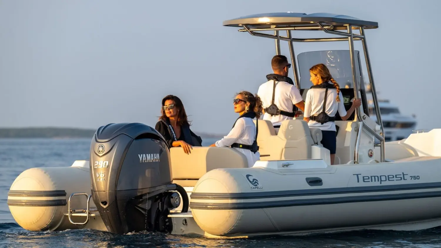 Capelli Tempest 750 — photo 7