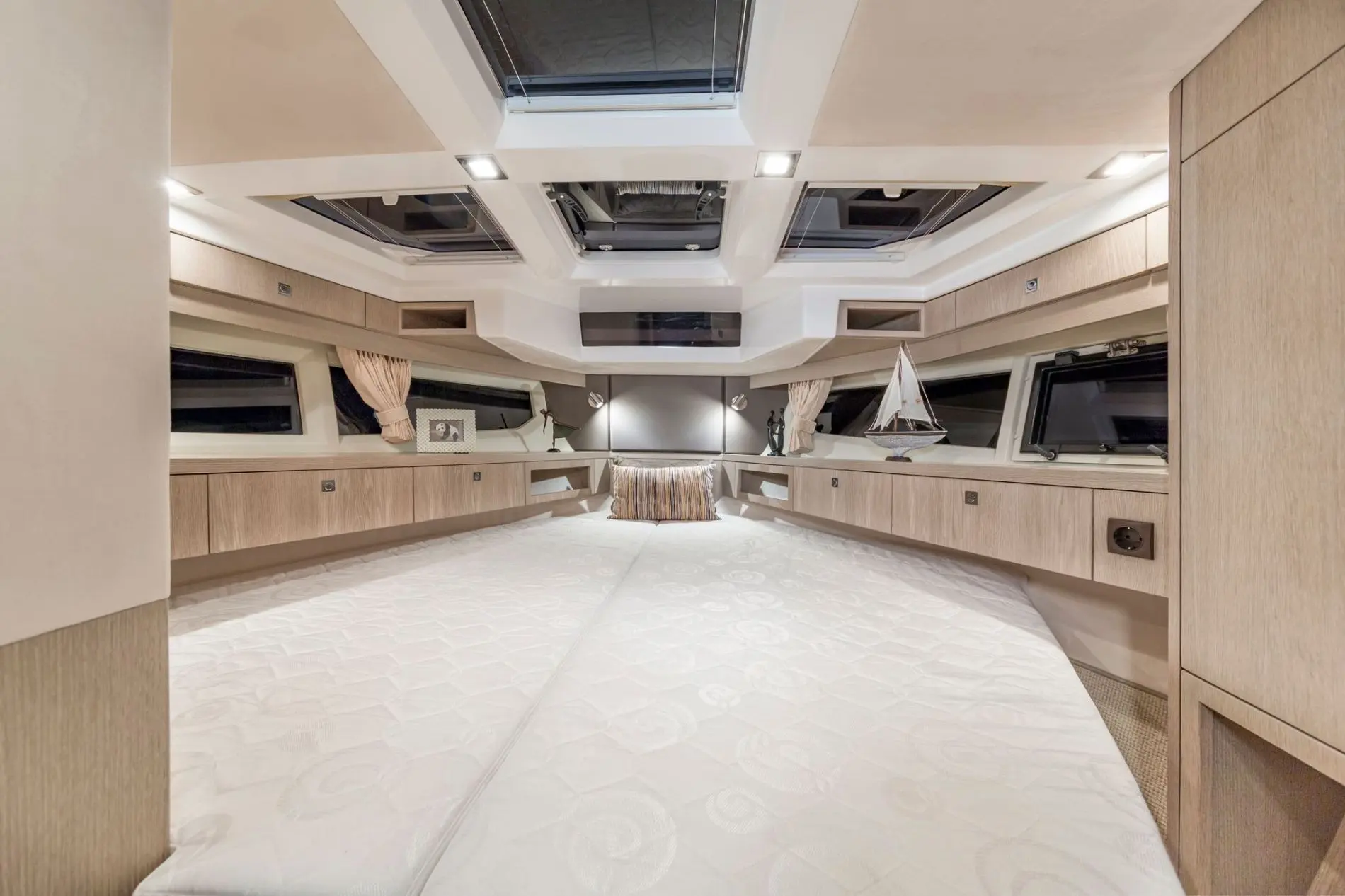 Galeon  360 Fly - Photo 11