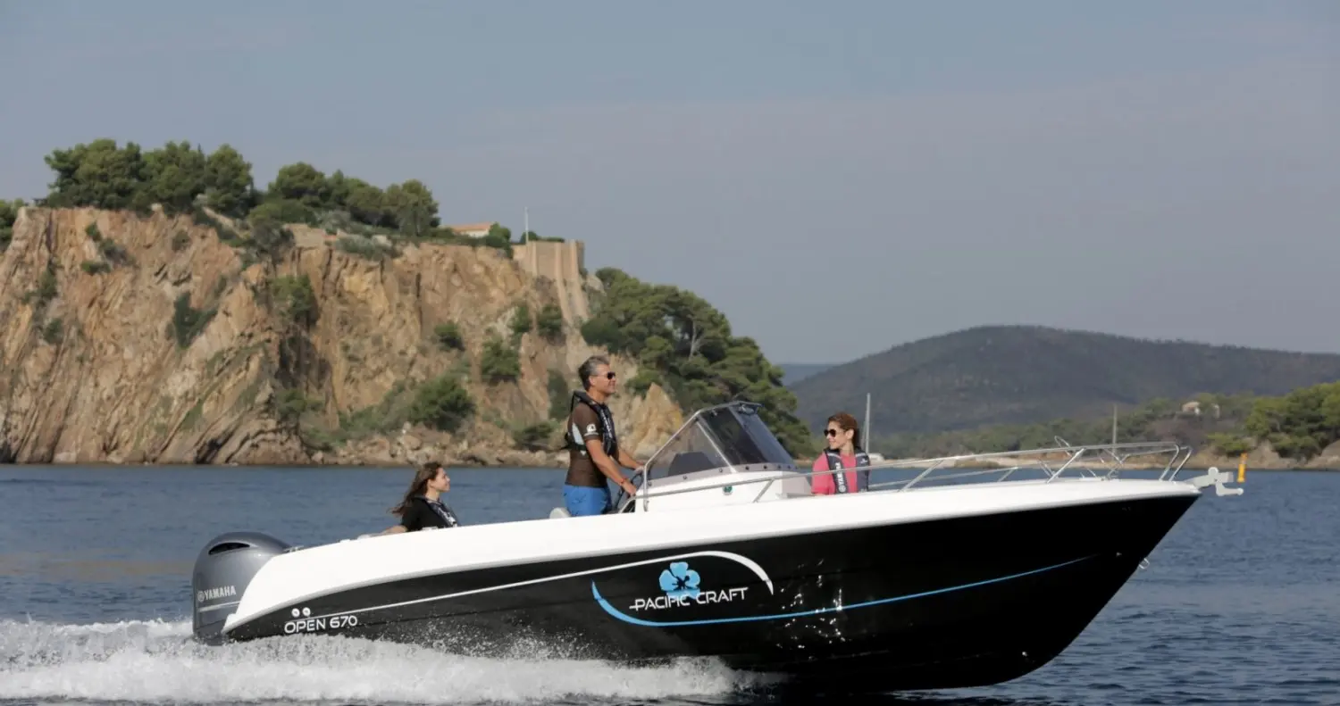 Pacific Craft 670 — photo 12