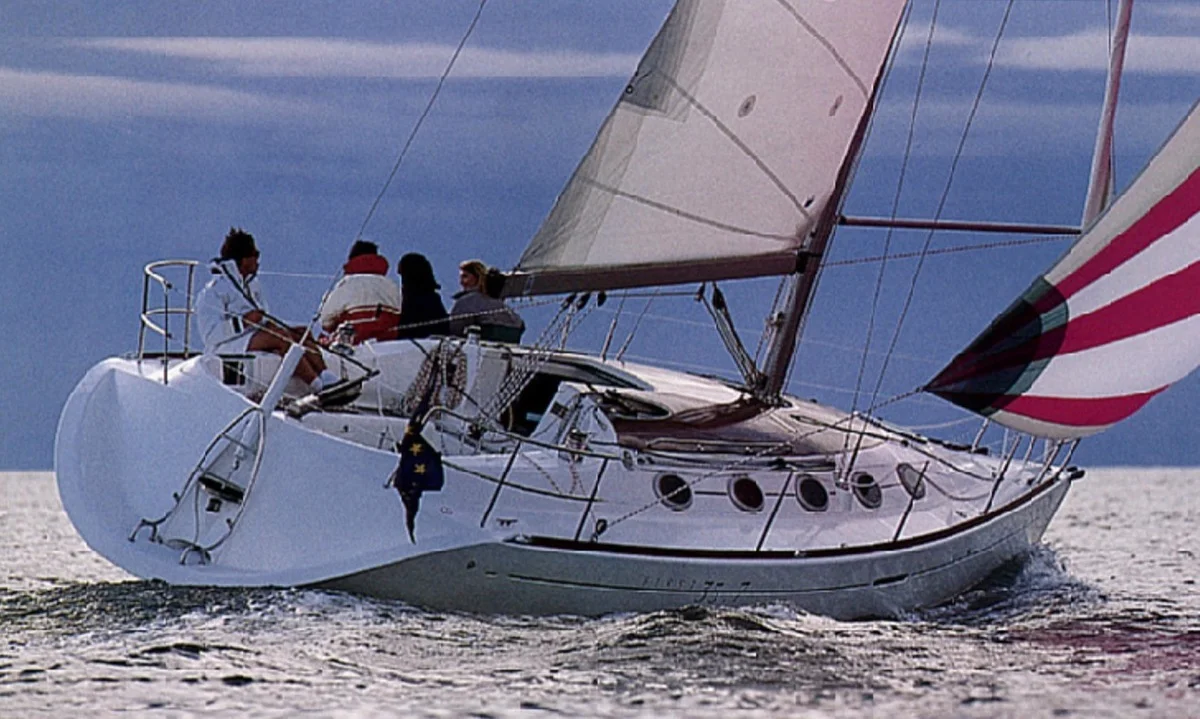 Beneteau First 35.7 - Photo 2
