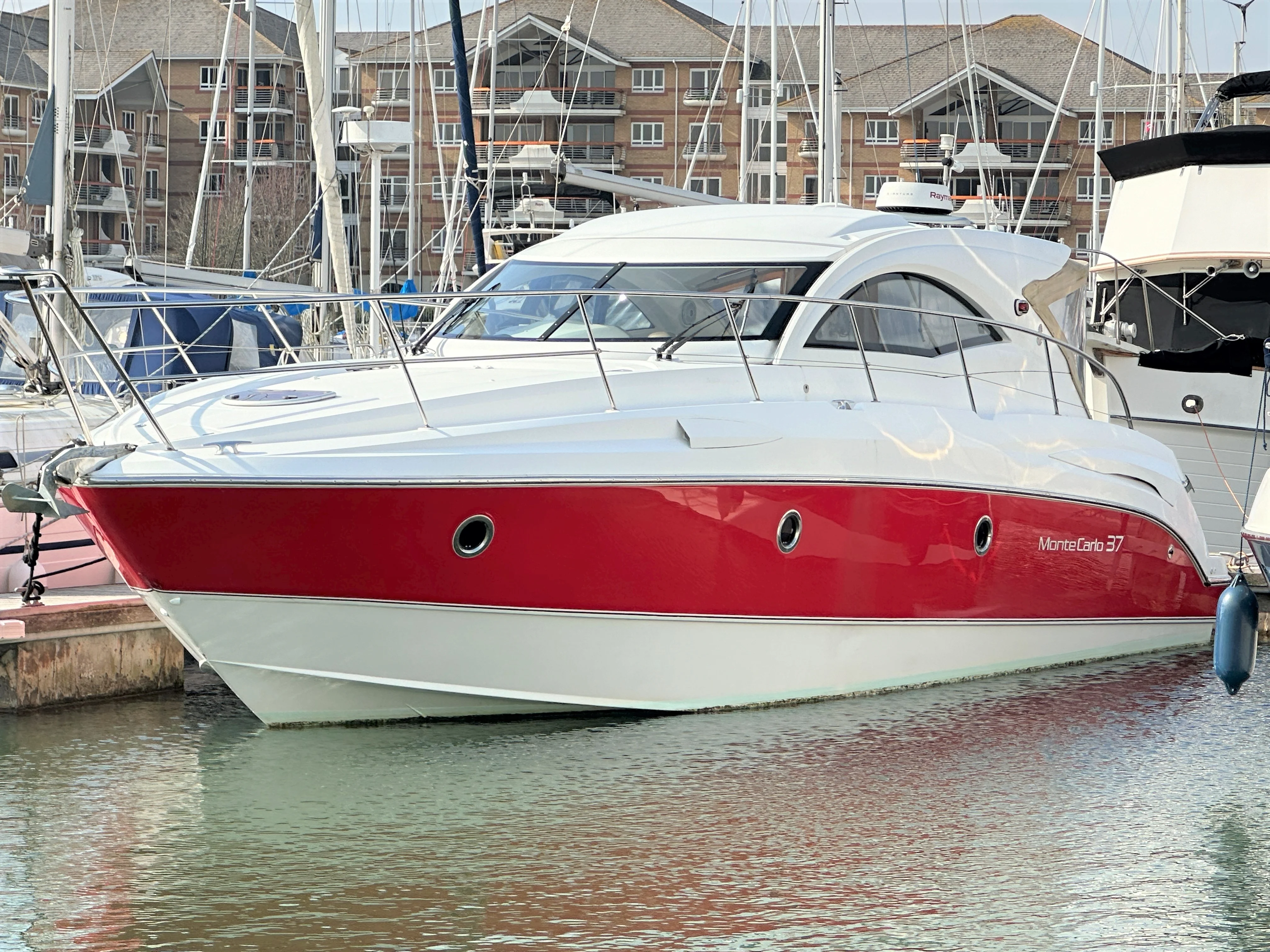 Beneteau Monte Carlo 37 — photo 6