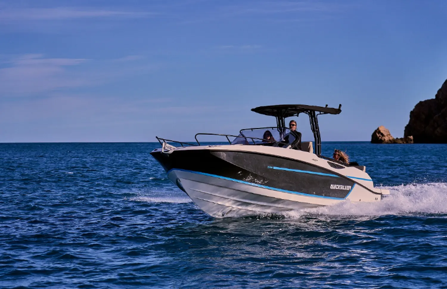 Quicksilver Activ 805 — photo 3