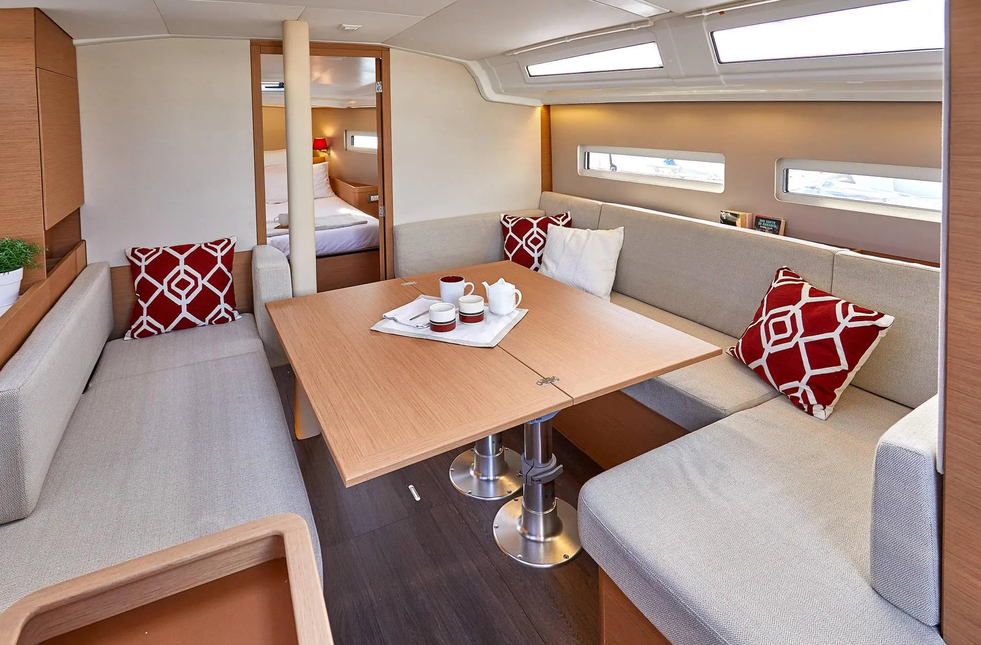 Jeanneau Sun Odyssey 410 - Photo 19