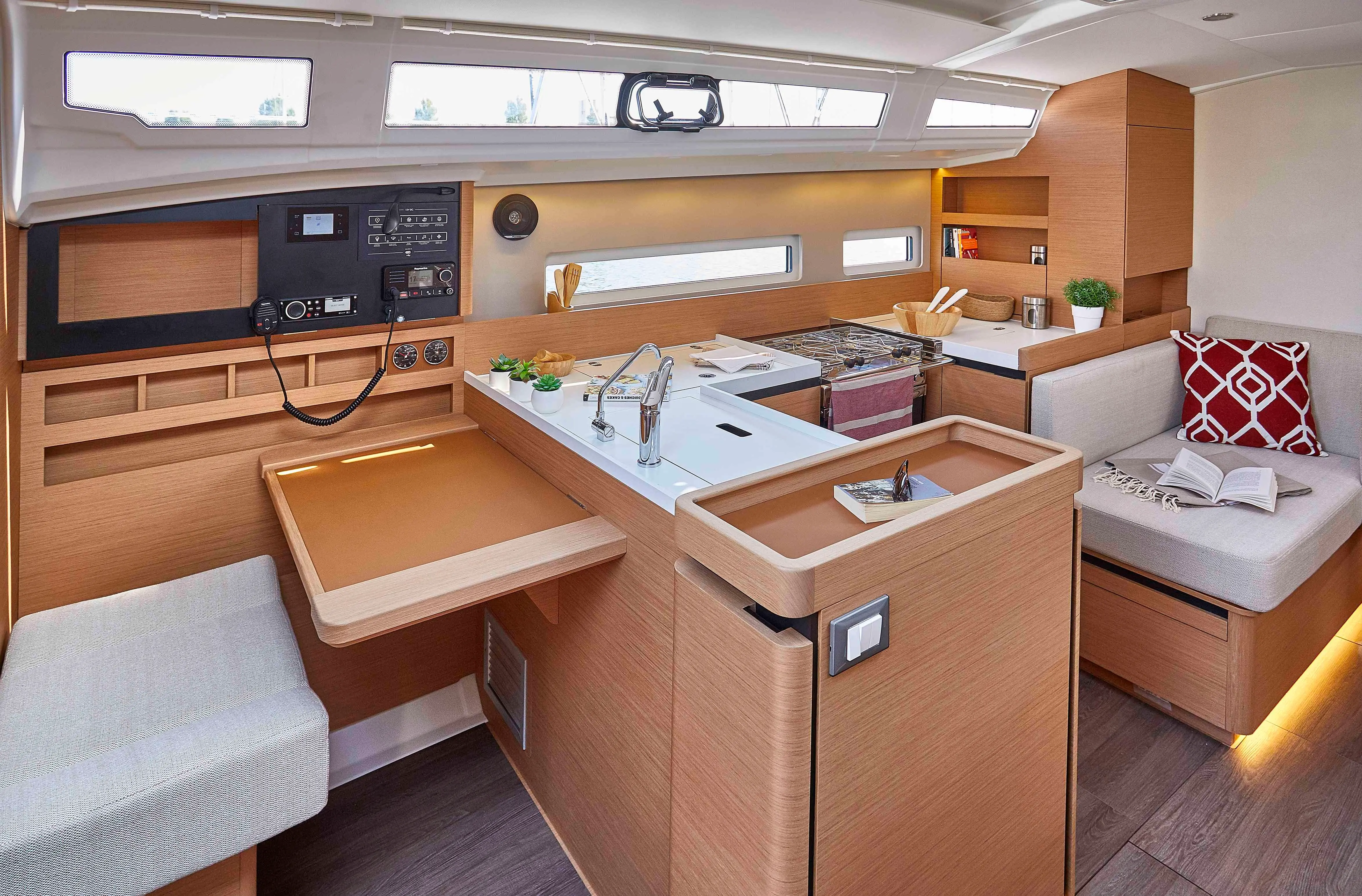 Jeanneau Sun Odyssey 410 - Photo 42