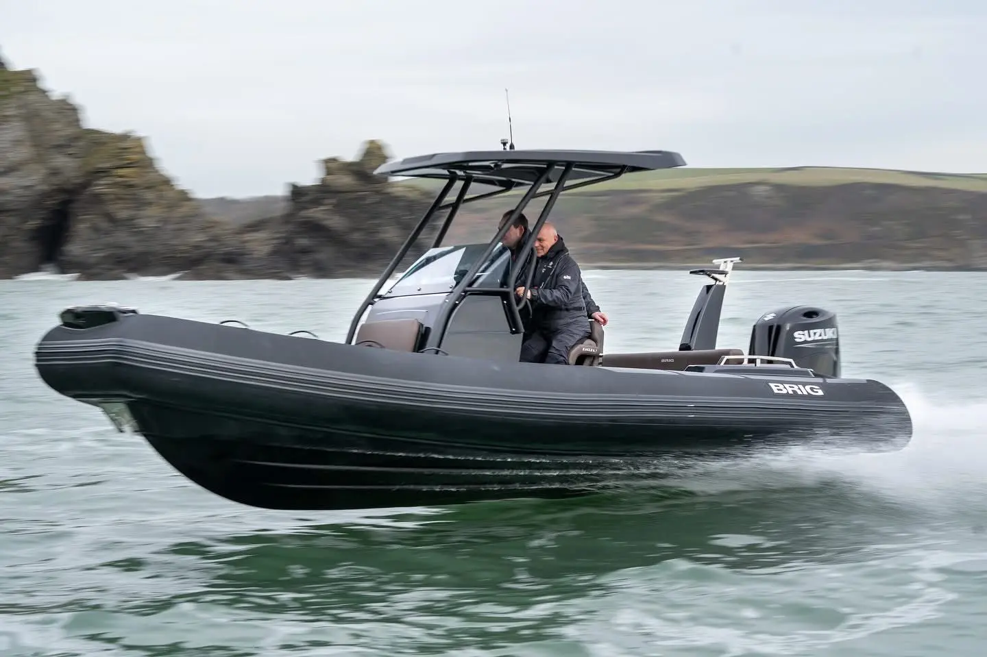 Brig Eagle 6.7 - Photo 31