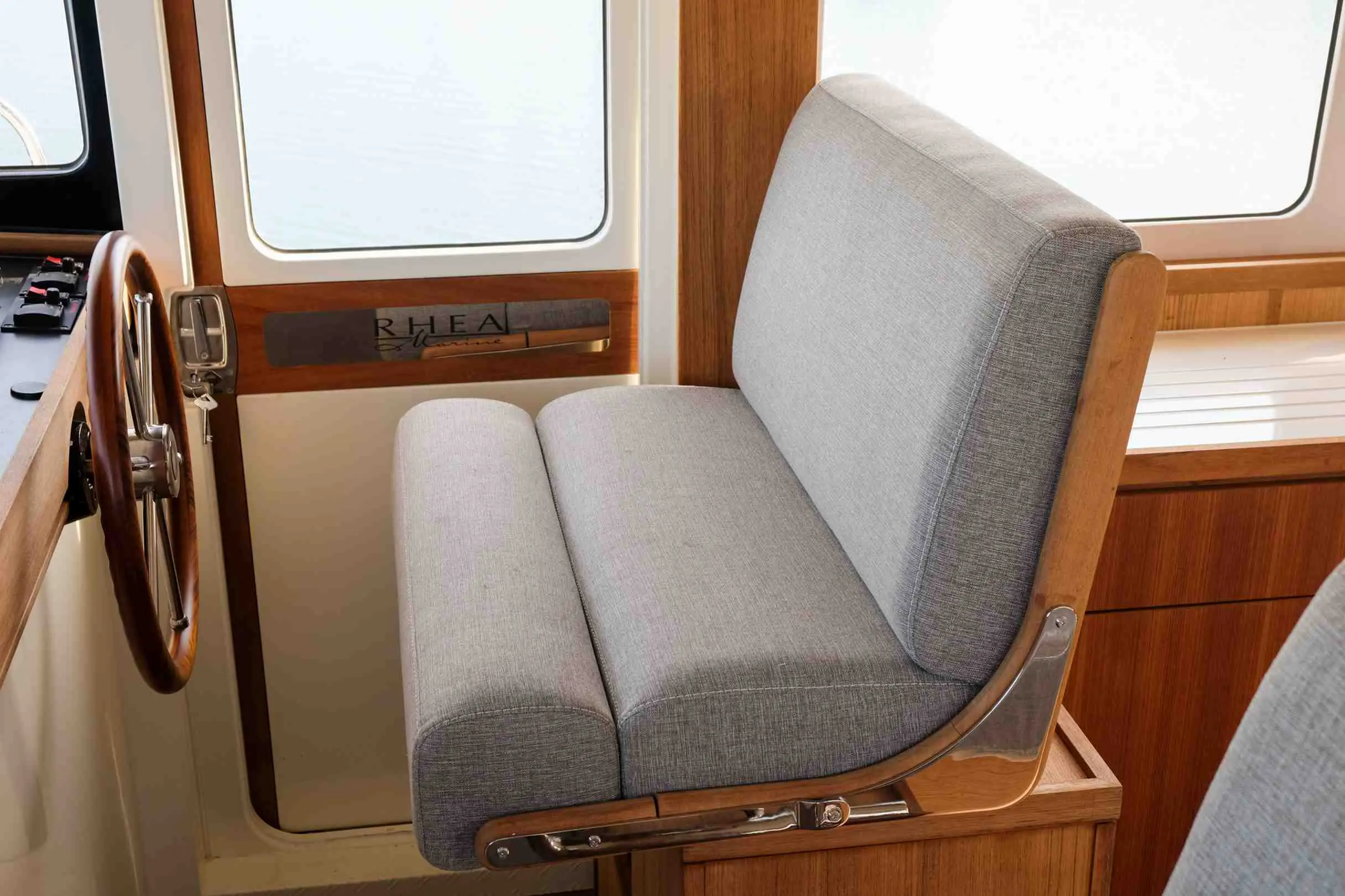Rhea Trawler 34 - Photo 17