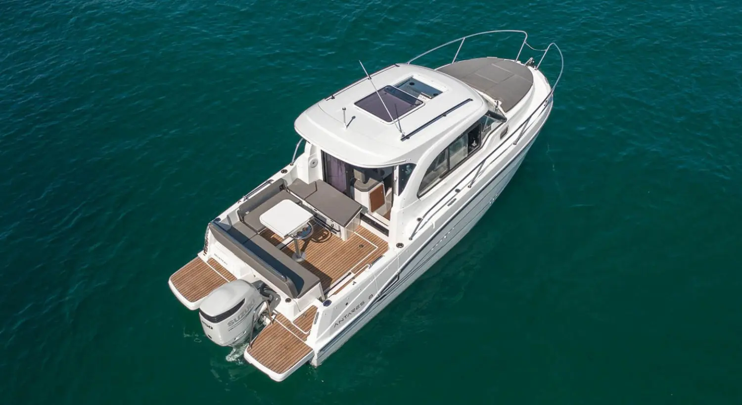 Beneteau Antares 8 - Photo 25