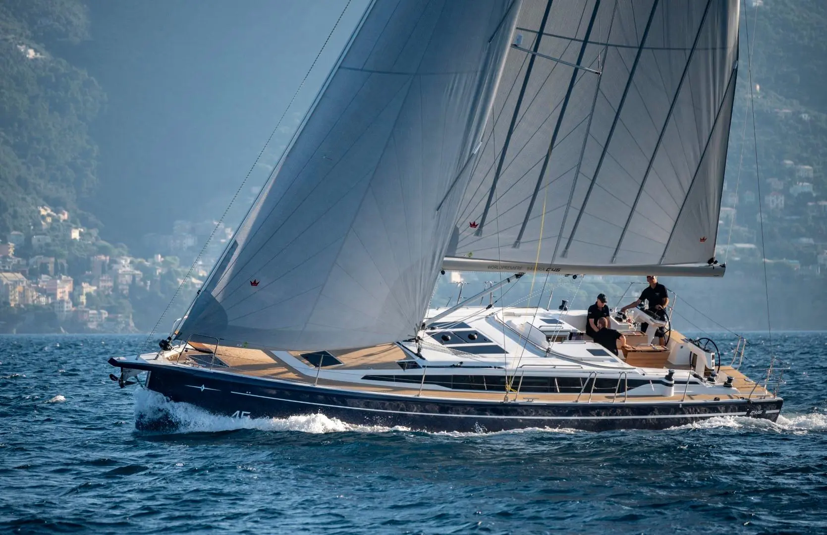 Bavaria C46 — photo 3