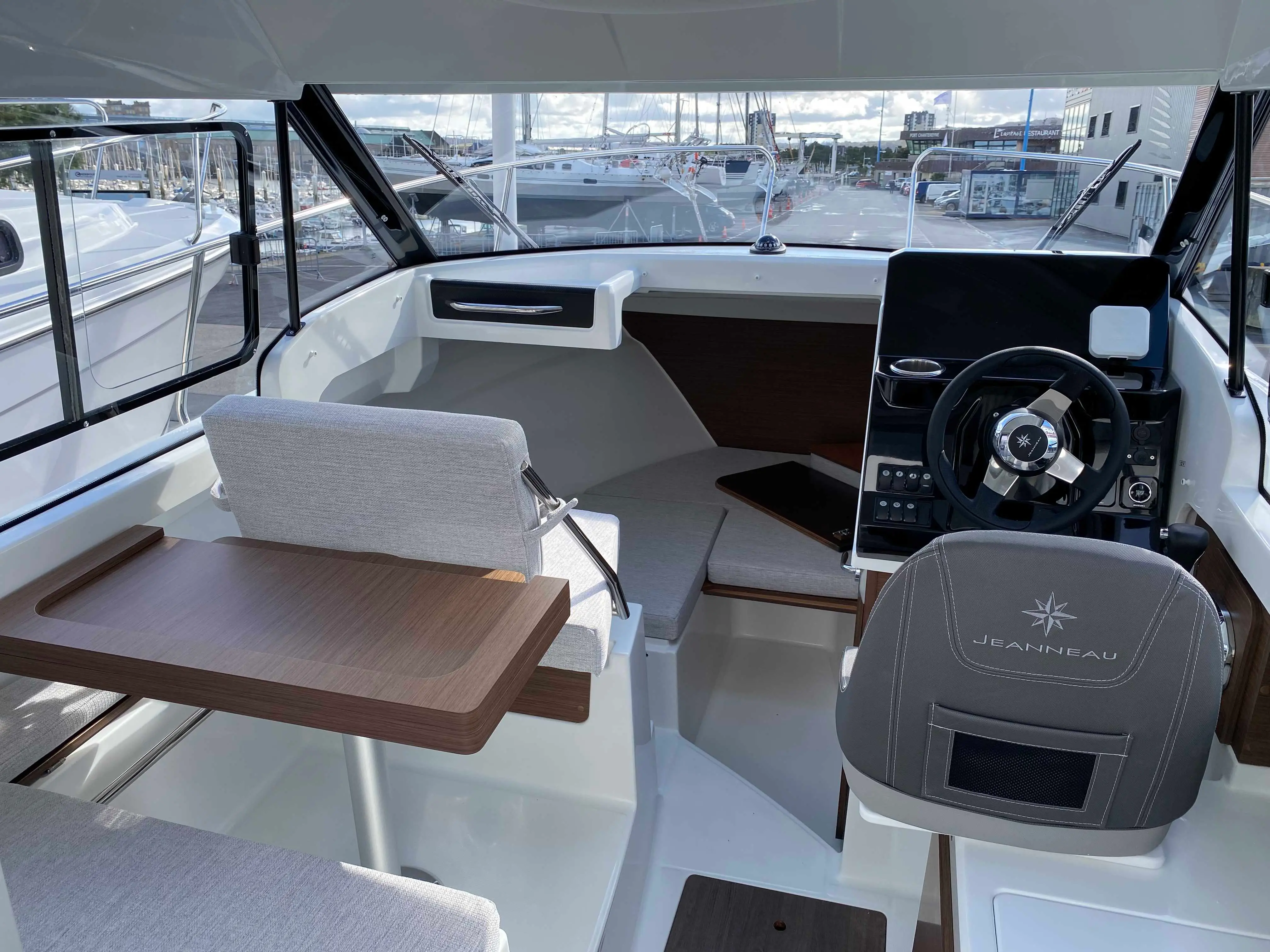 Jeanneau Merry Fisher 695 - Photo 4