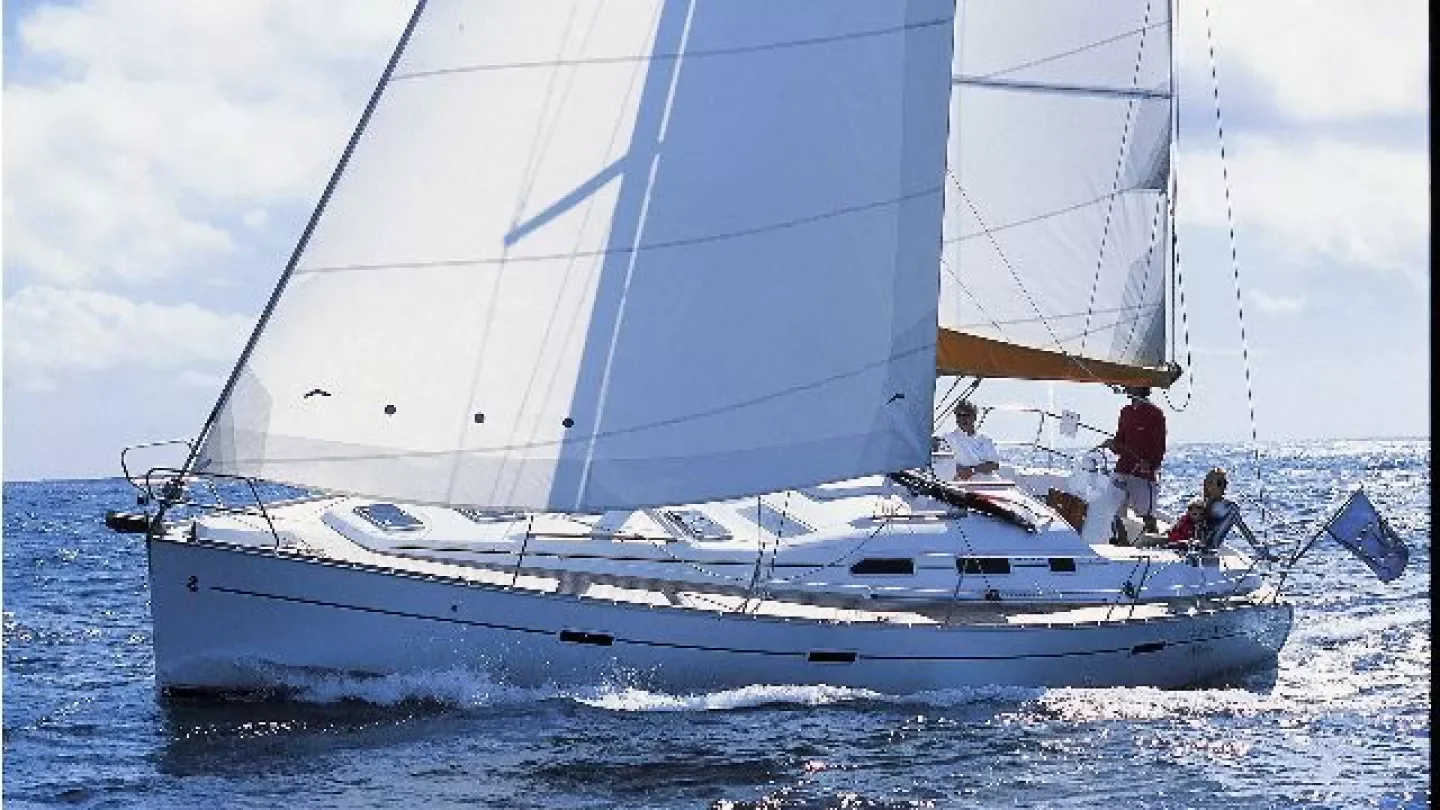 Beneteau Oceanis 393 — photo 9