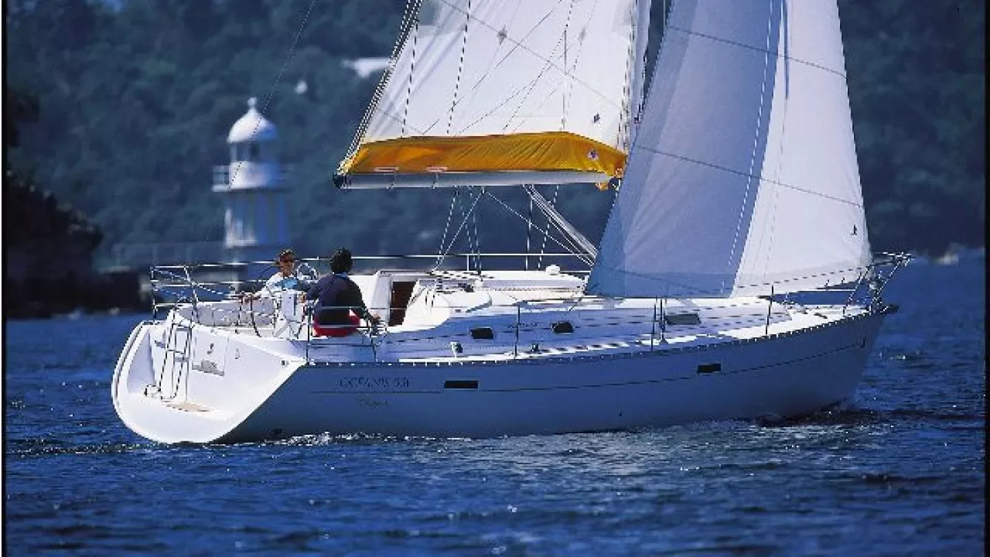 Beneteau Oceanis 331 — photo 1