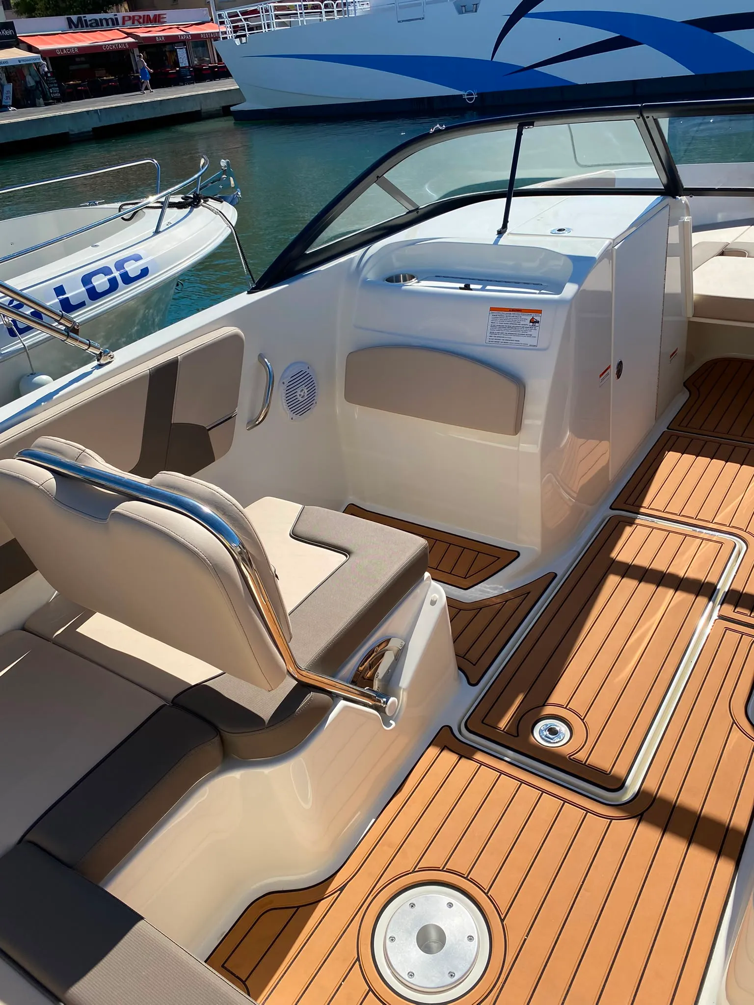 BAYLINER VR6 - 6